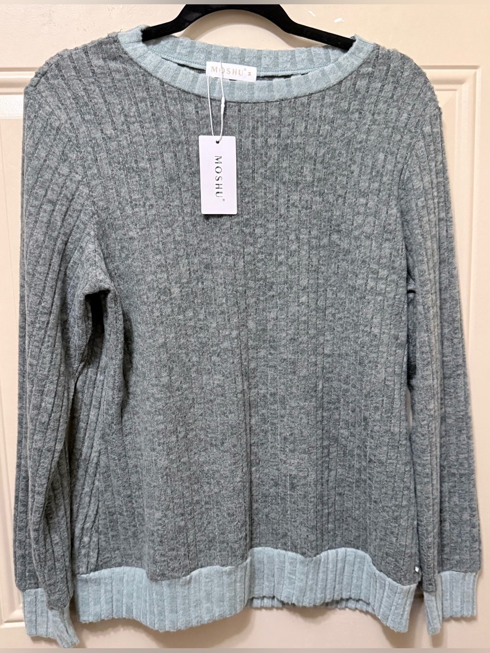 Moshu Gray Ribbed Pullover Sweater Size Medium